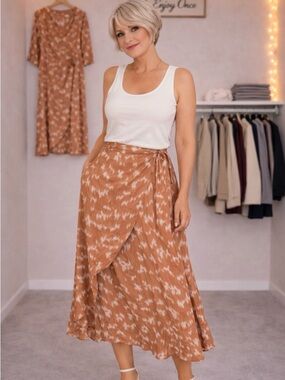 Forever 21 Wrap Midi Skirt – Size Medium (Non-Vintage)